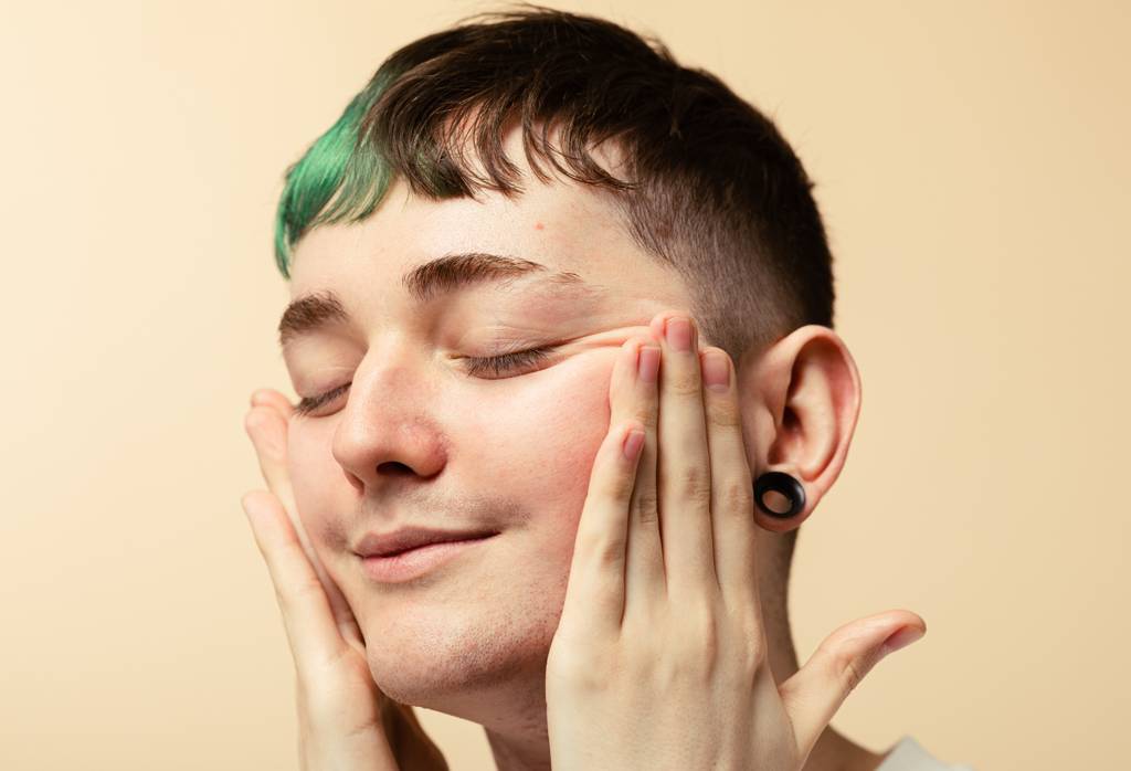 7913A78C-8512-F212-AFFA-BCEA4AFA4AF4