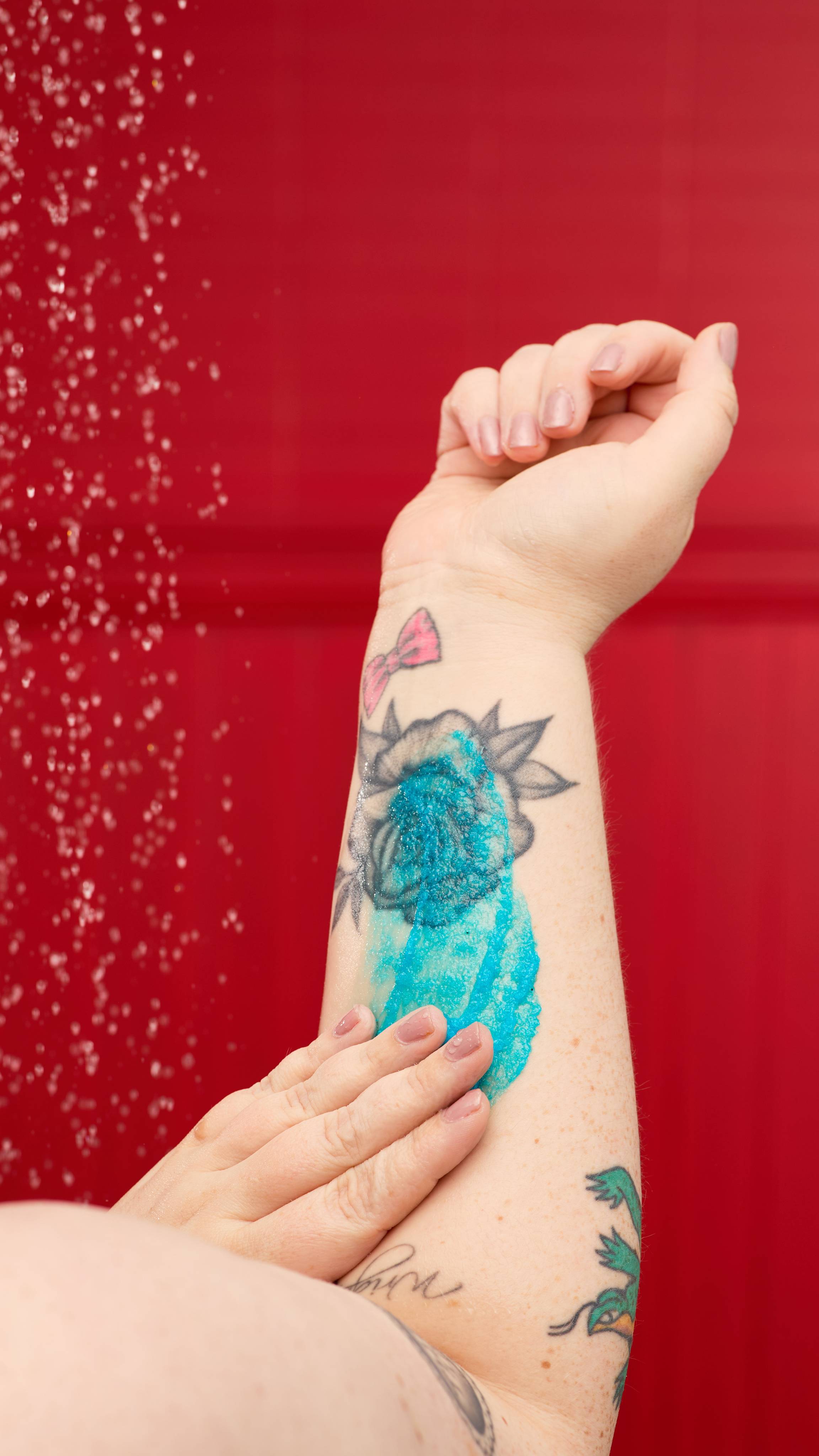 FE5624F6-5209-4E2B-92DB-3AEA7FB38F3E